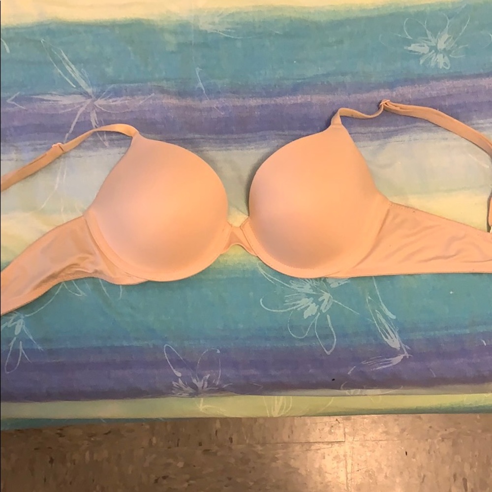 Victoria’s Secret PINK bra 34B nude